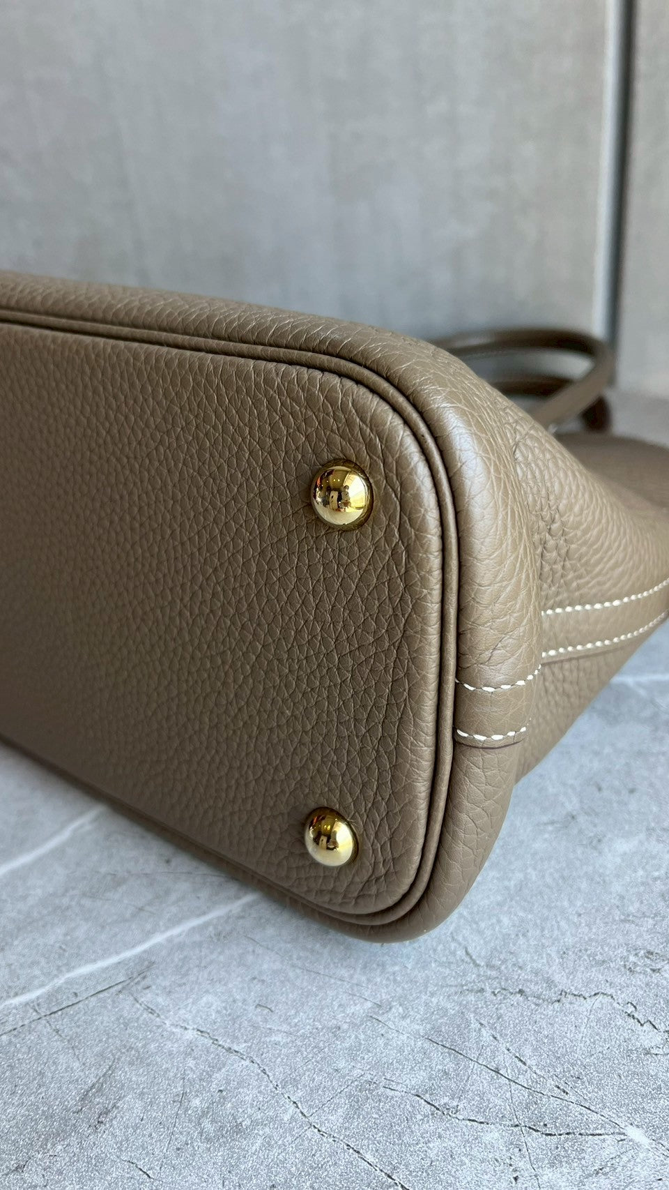 ボリード31/エトゥープ/ゴールド金具 #1180