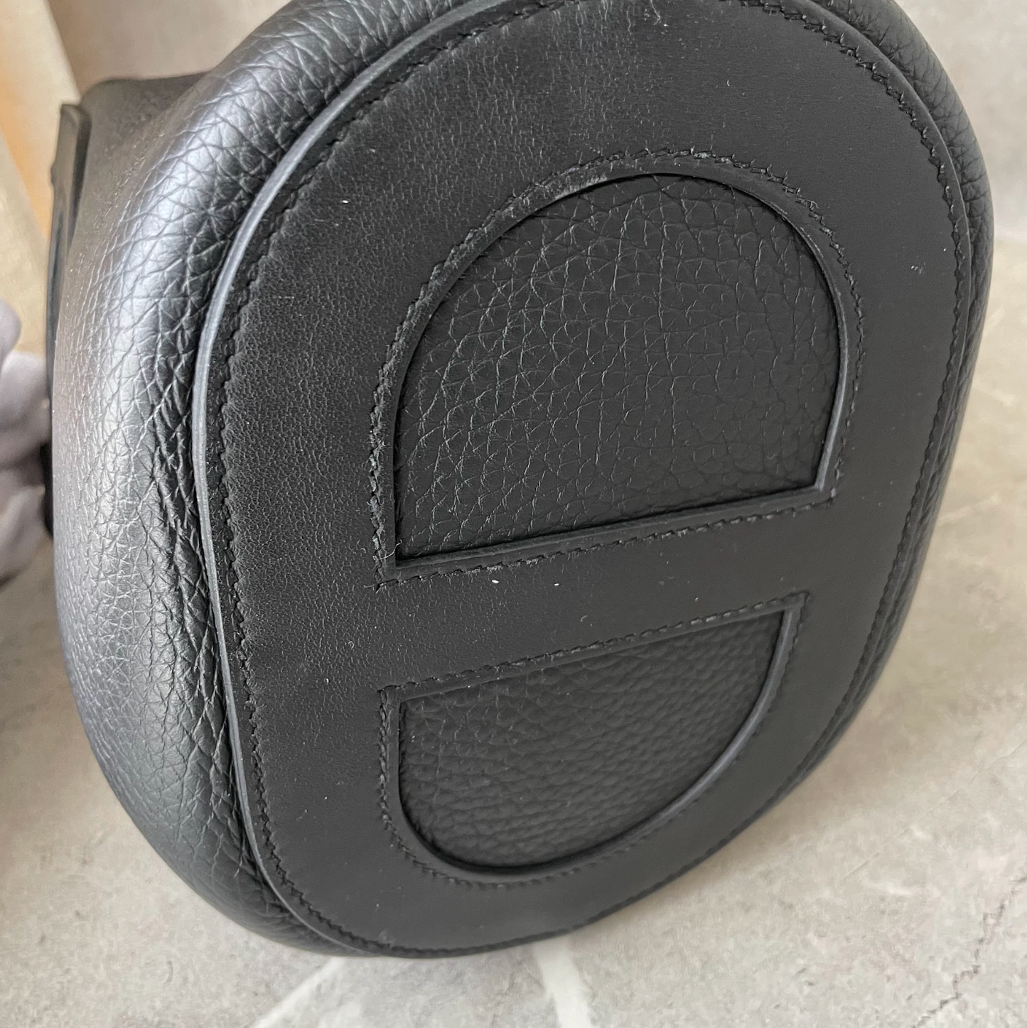 2574 / HERMES / インザループ / PM / ノワール