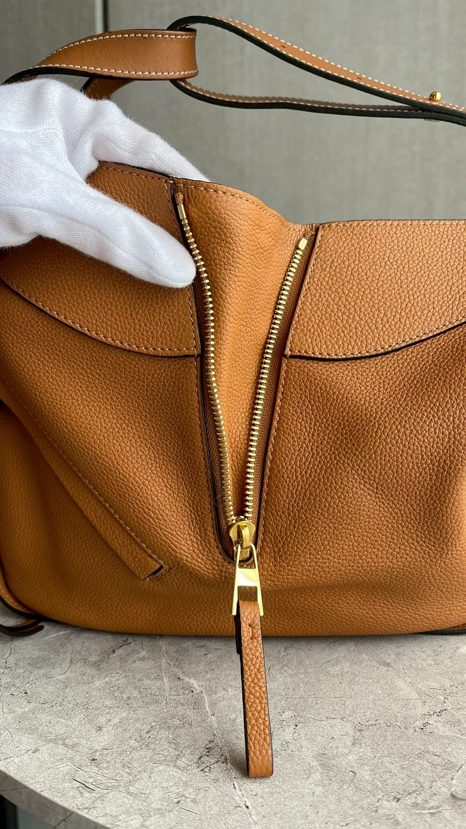 【LOEWE】ハンモック/タン/スモール #1179