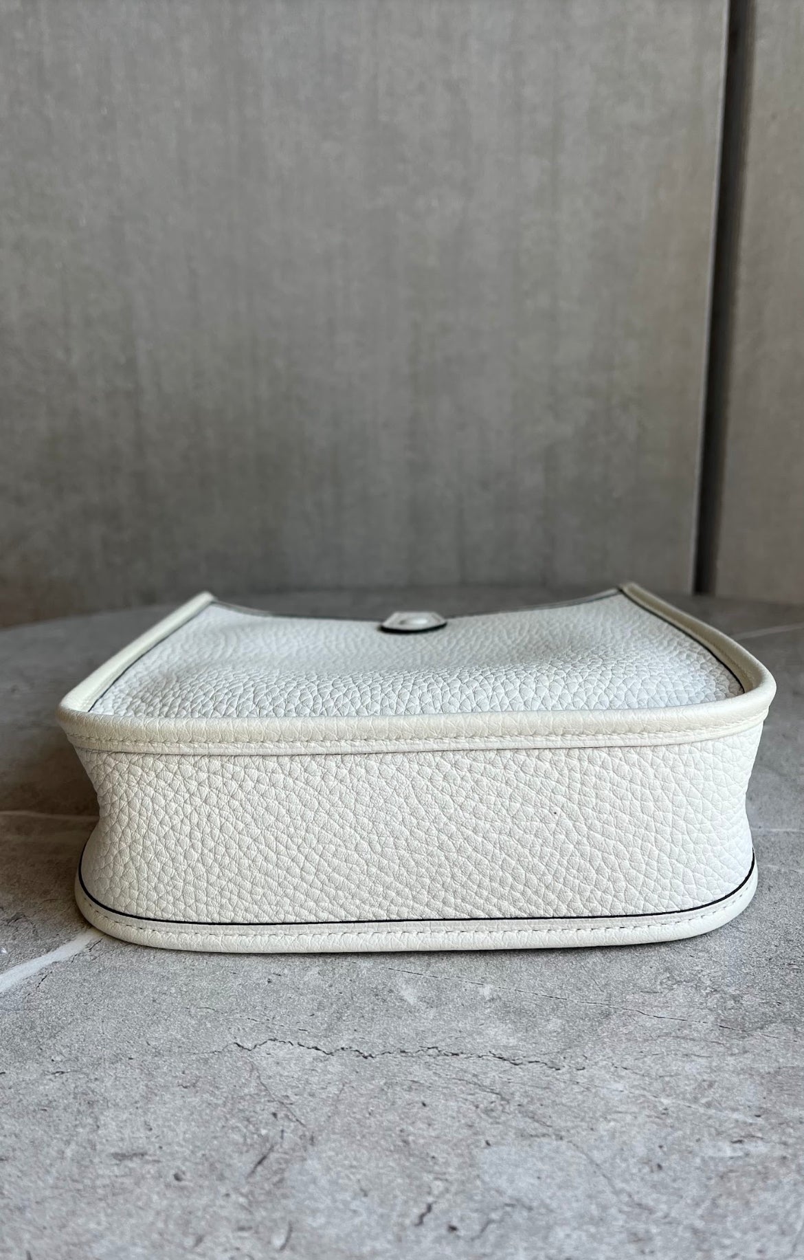 エヴリンtpm ニューホワイト/シルバー金具 #962