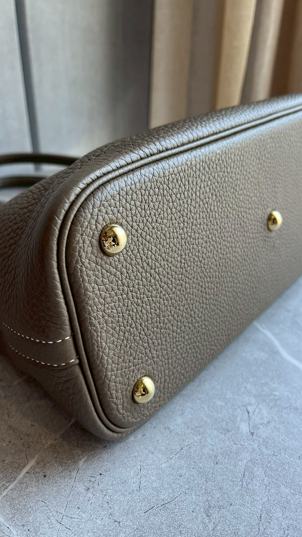 ボリード31/エトゥープ/ゴールド金具 #1180