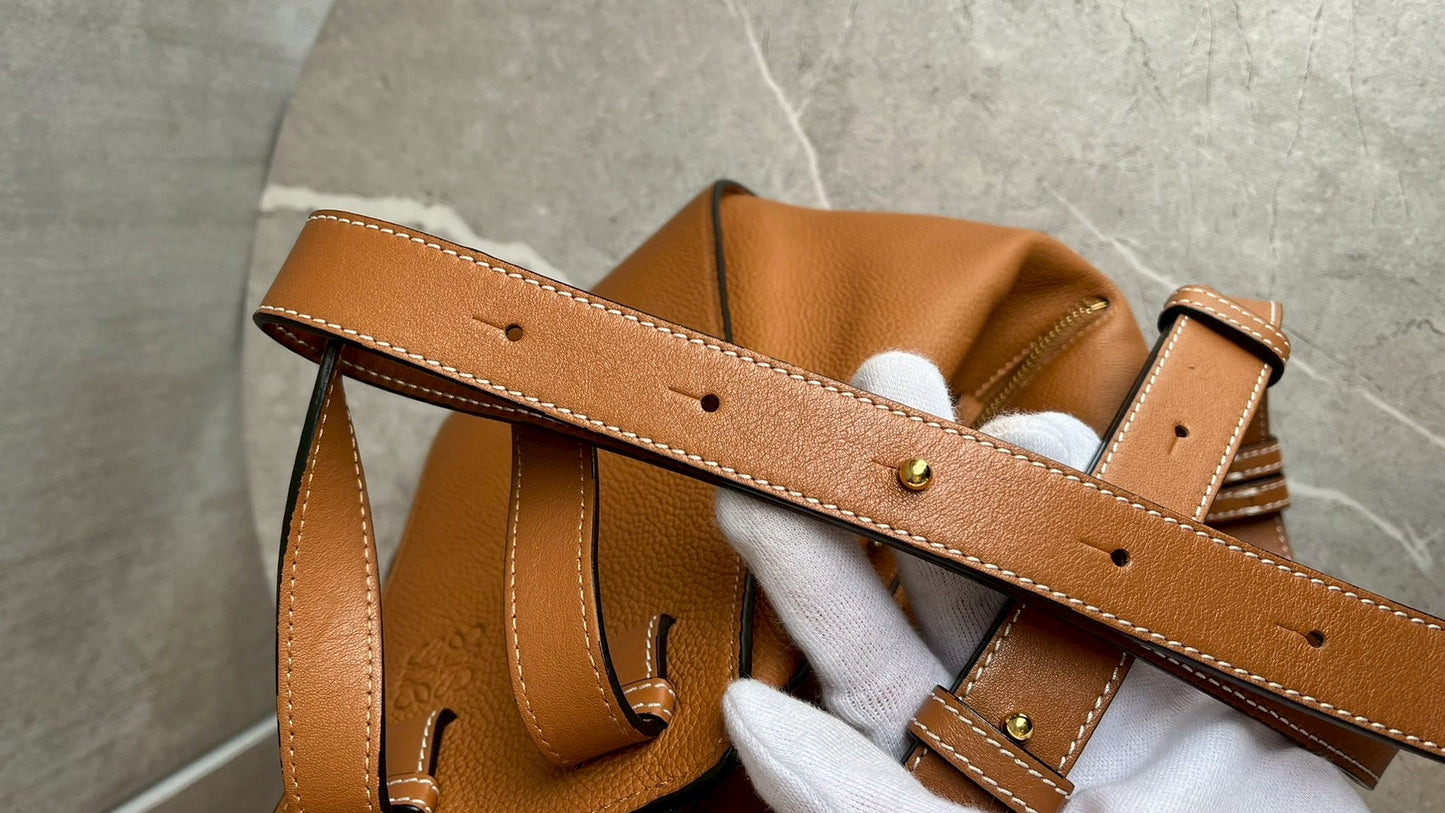 【LOEWE】ハンモック/タン/スモール #1179