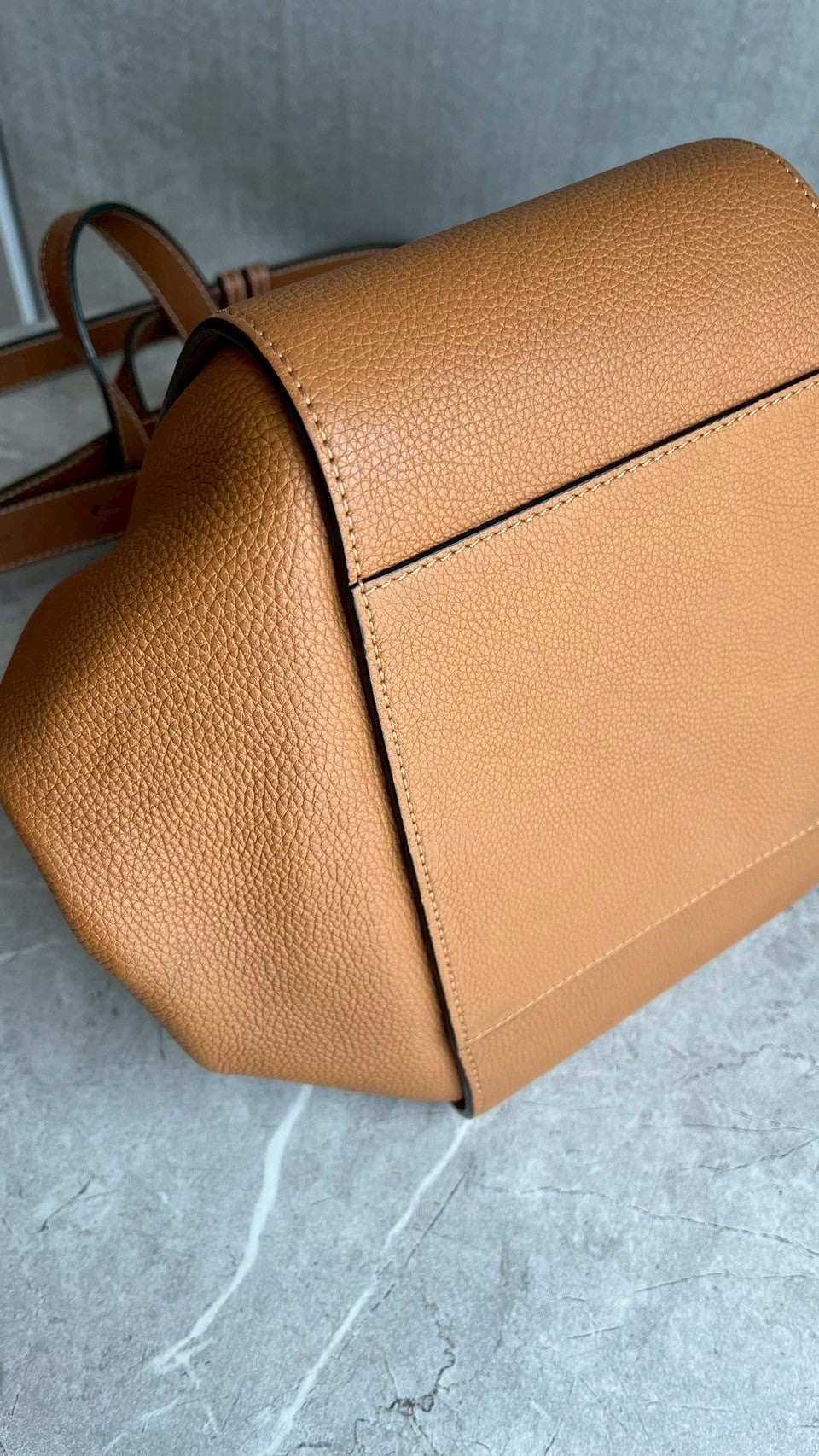 【LOEWE】ハンモック/タン/スモール #1179