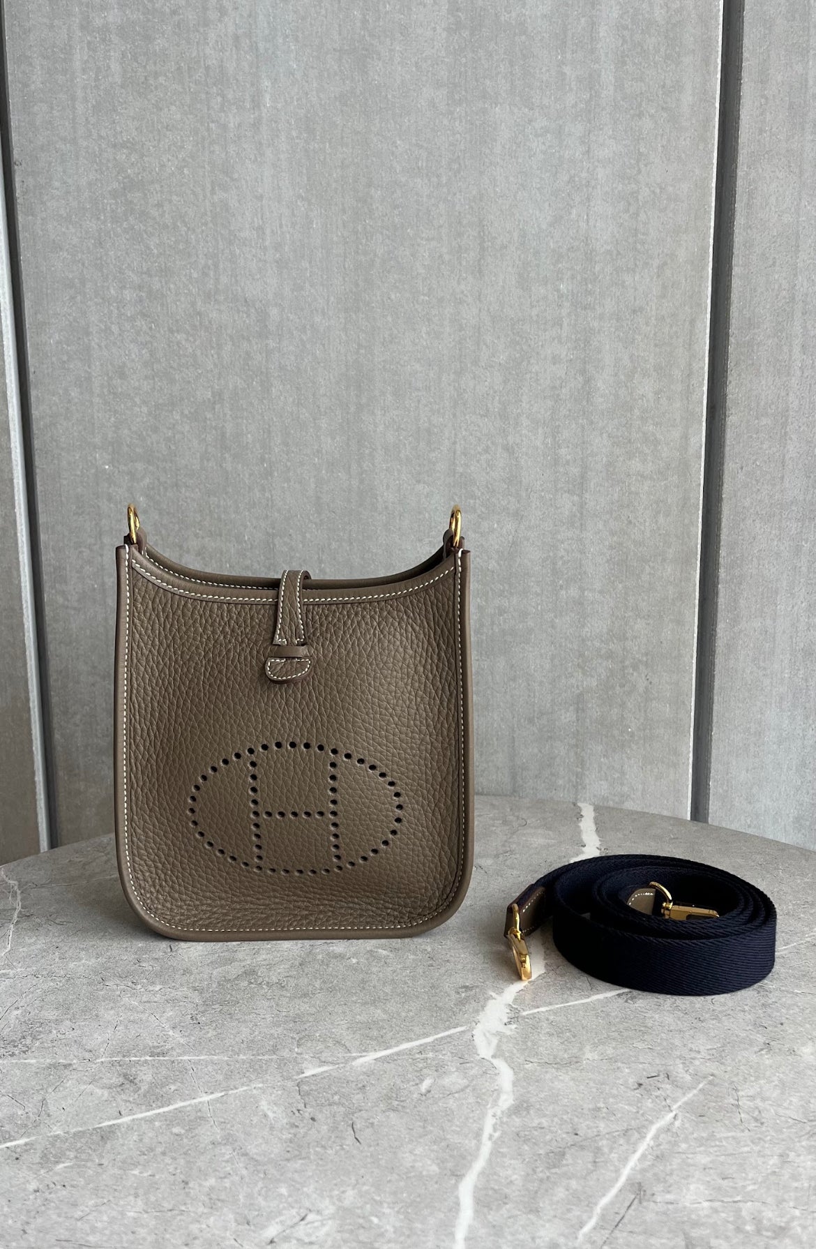 エヴリンtpm エトゥープ ゴールド金具#1209