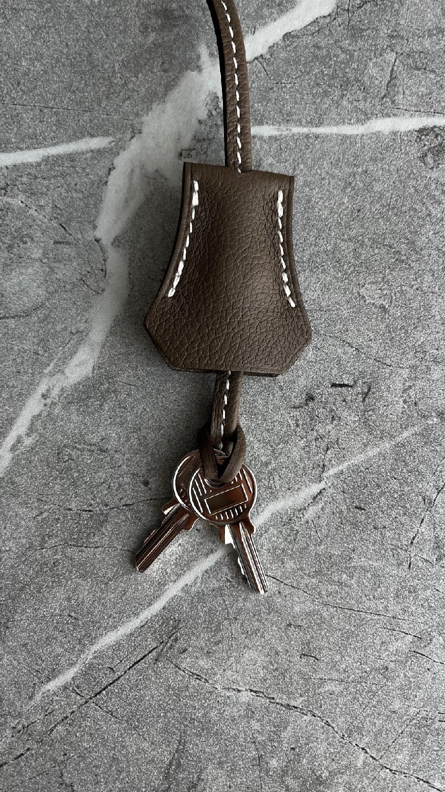 ボリード25/エトゥープ/シルバー金具 #1281