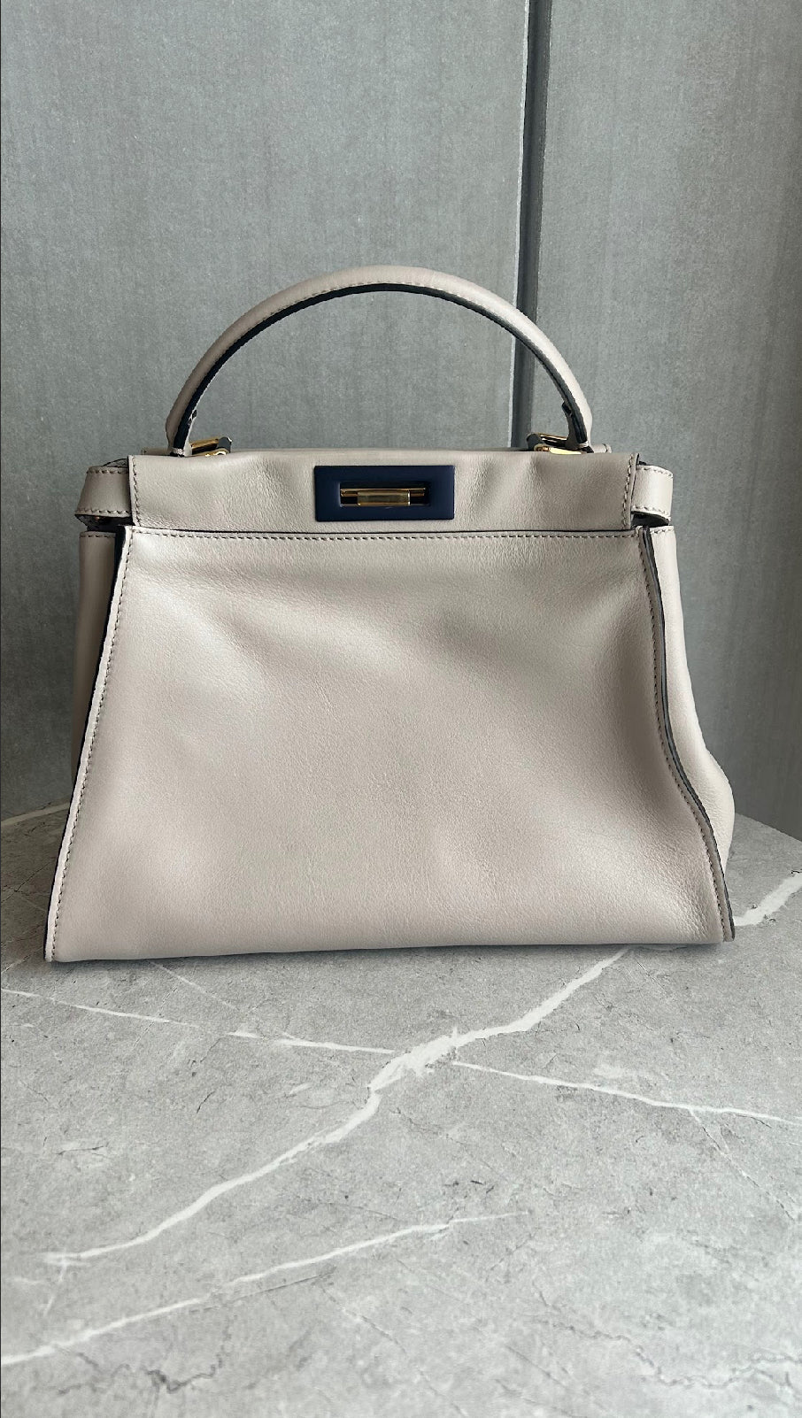 【FENDI】ピーカブー/ピンクベージュ系/ゴールド金具 #1323