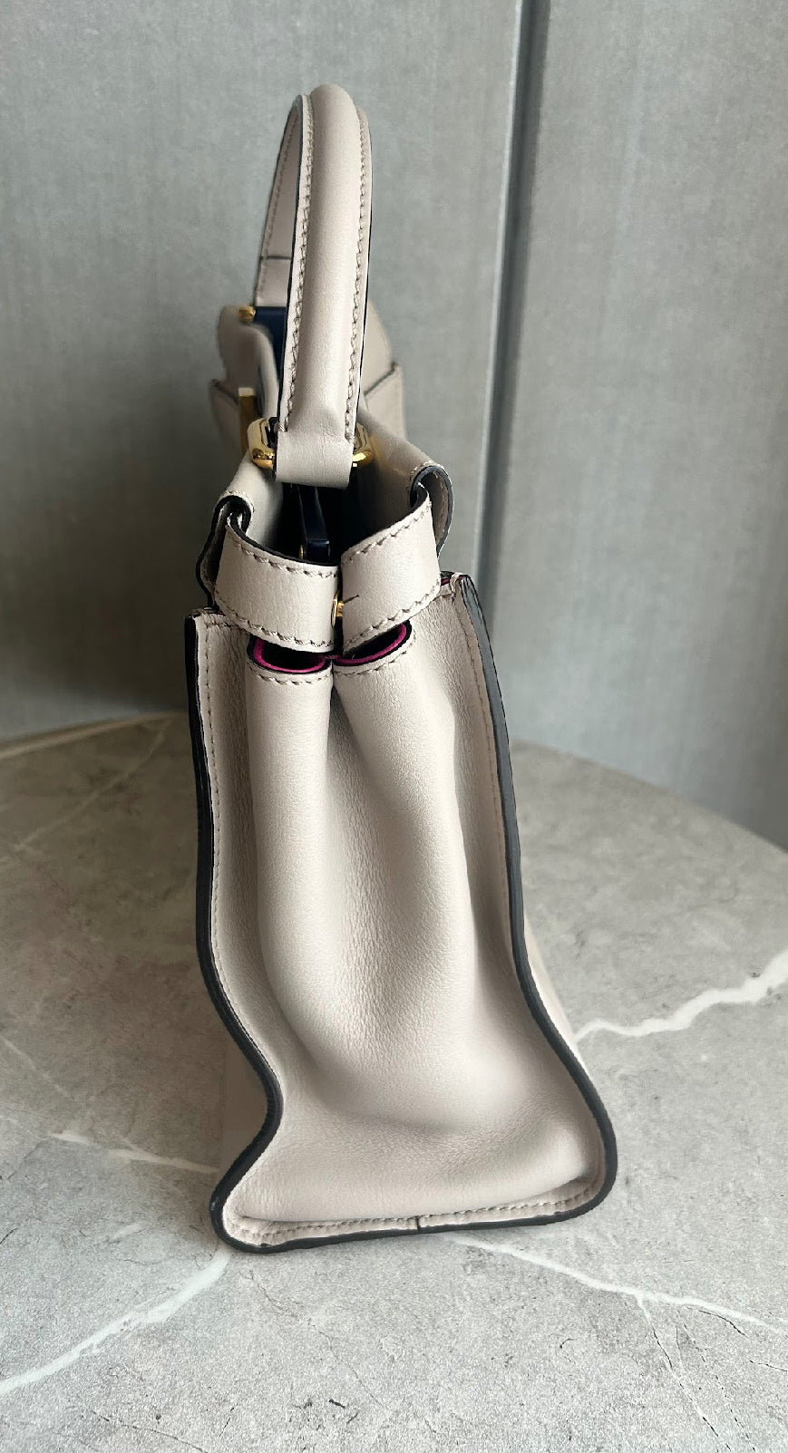 【FENDI】ピーカブー/ピンクベージュ系/ゴールド金具 #1323