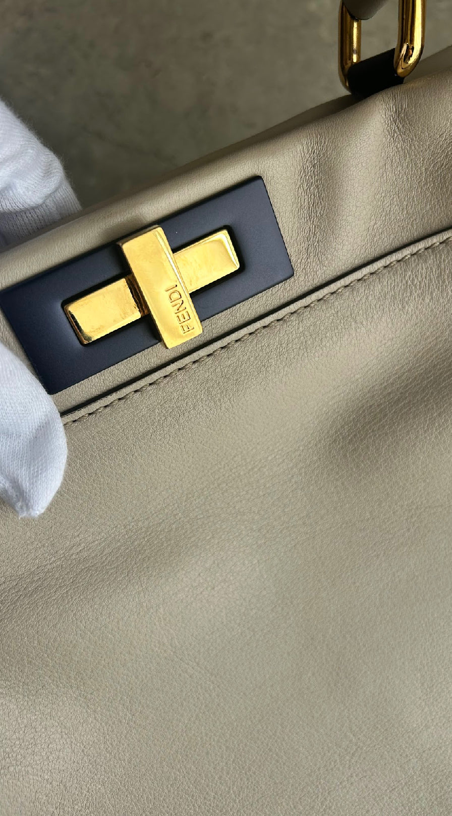 【FENDI】ピーカブー/ピンクベージュ系/ゴールド金具 #1323