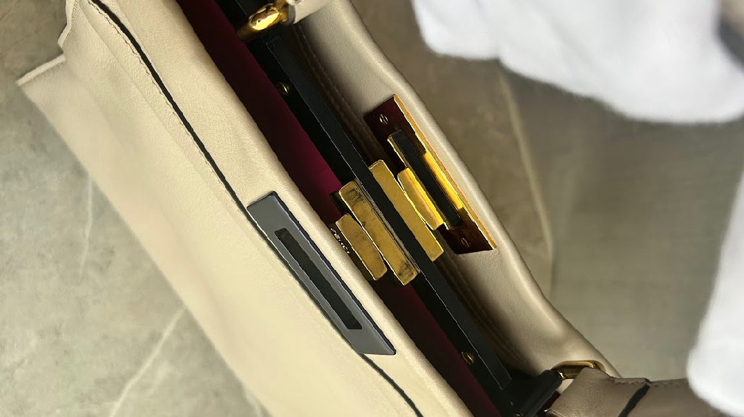 【FENDI】ピーカブー/ピンクベージュ系/ゴールド金具 #1323