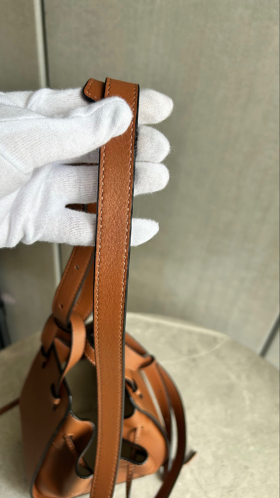 【LOEWE】ハンモックミニ/タン #1324