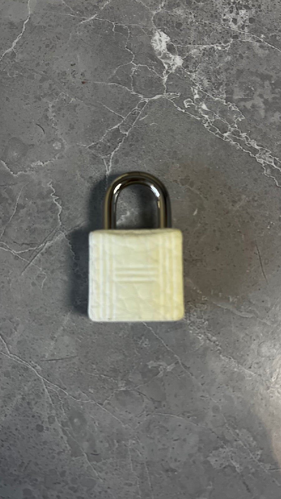 ピコタンロックPM/ニューホワイト/シルバー金具 #1340