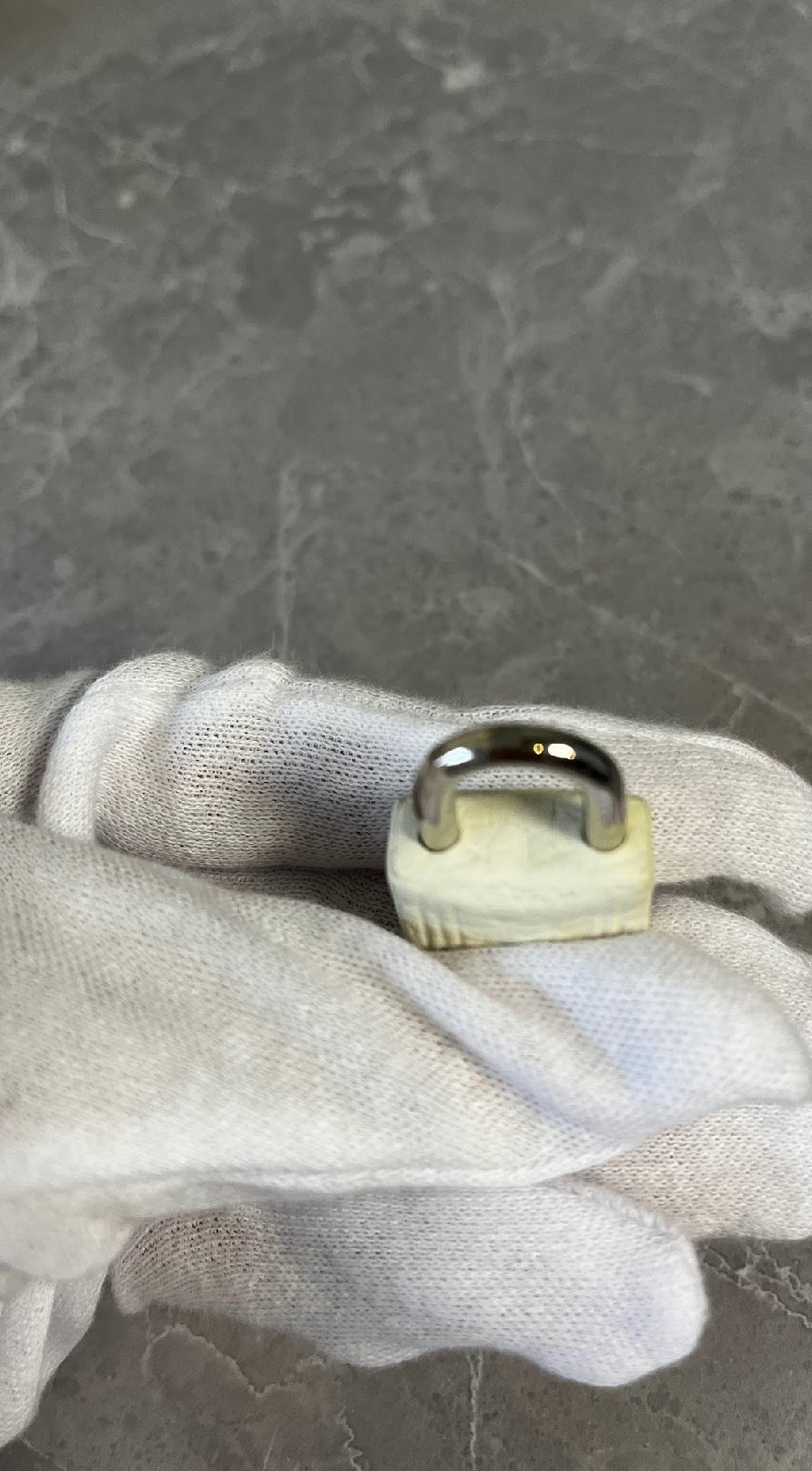 ピコタンロックPM/ニューホワイト/シルバー金具 #1340