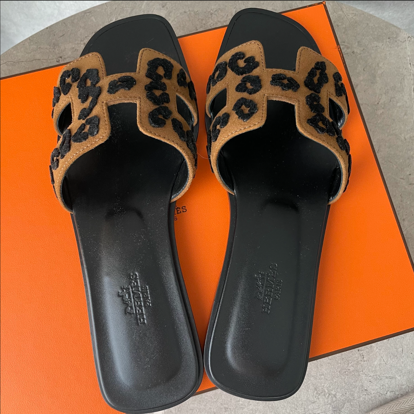 HERMES　ノワール　オランサンダル・ブラウンヒュメ・サイズ37,5　＃2623