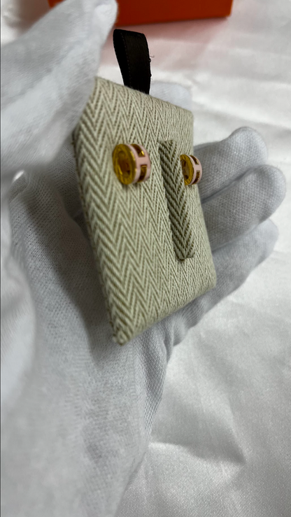 HERMES　ポップHピアス　ミニ　ローズトラジェ×ゴールド金具　＃2513