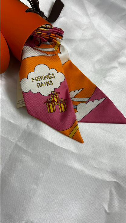 HERMES　ツイリー　空飛ぶカレ　オレンジ　＃2496