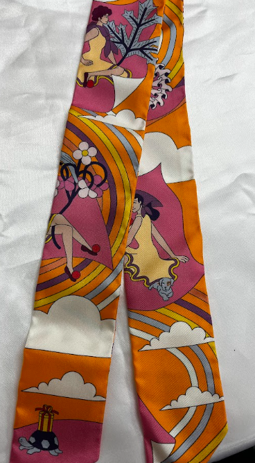 HERMES ツイリー 空飛ぶカレ　オレンジ #2496
