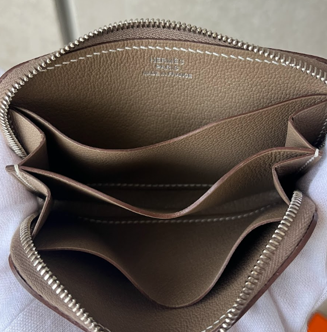 HERMES エトゥープ ジップアンドゴーコンパクト・エヴァーカラー #2601