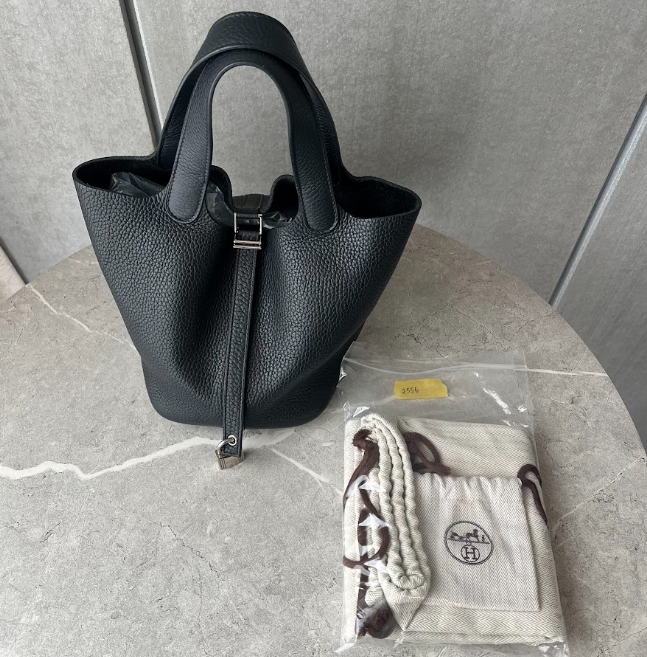 #2556 HERMES ピコタンロック PM ノワール