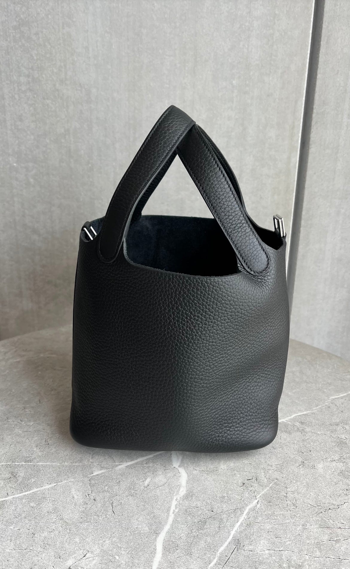 エルメス ピコタンロックPM ノワール Sliver 金具 ピコタンロックPM ノワール シルバー金具#1194 – K's selection