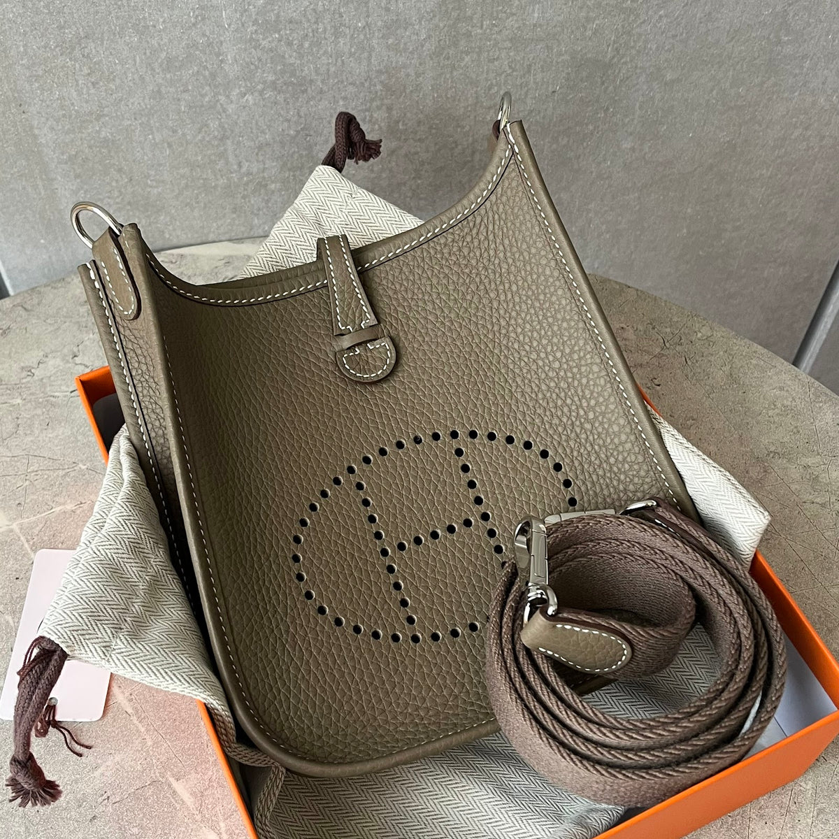 品番2843 正面