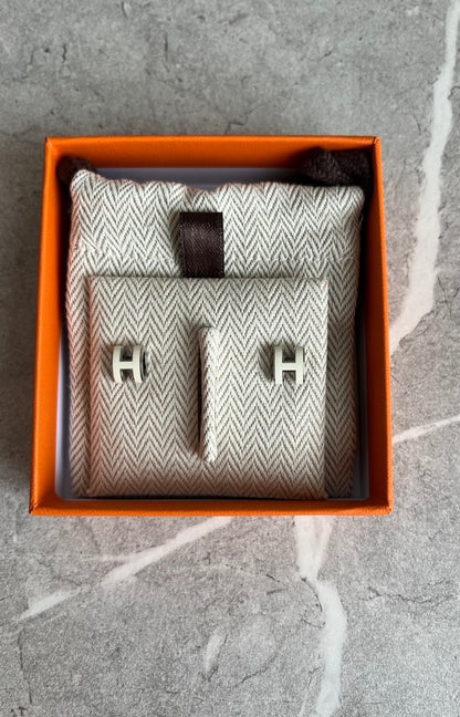 HERMES ポップHピアス　ブラン　シルバー金具#1200