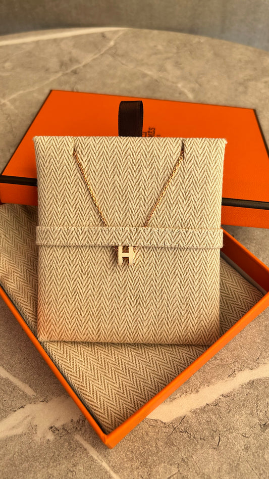 HERMES ポップHネックレスミニ ホワイト#756