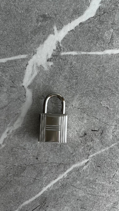 ボリード25/エトゥープ/シルバー金具 #1281