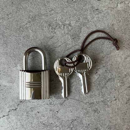 HERMES ピコタンロックMM ゴールド#2578