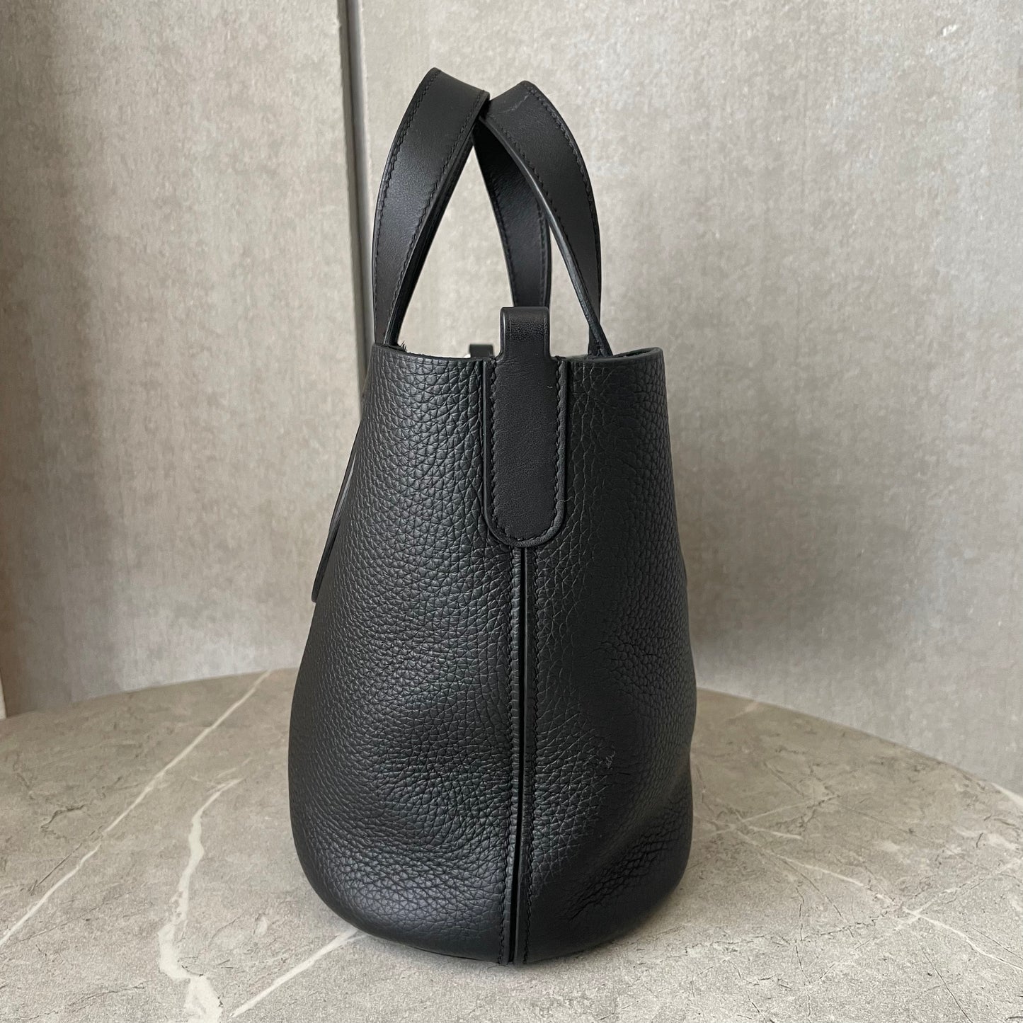 HERMES インザループ PM ノワール  #2574