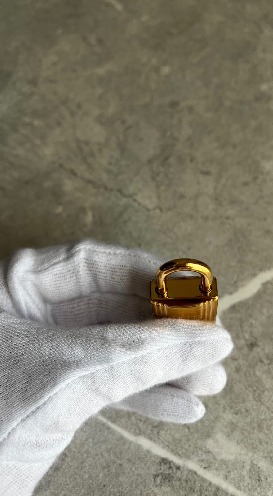 ピコタンロックMM/ノワール/ゴールド金具 ＃1334