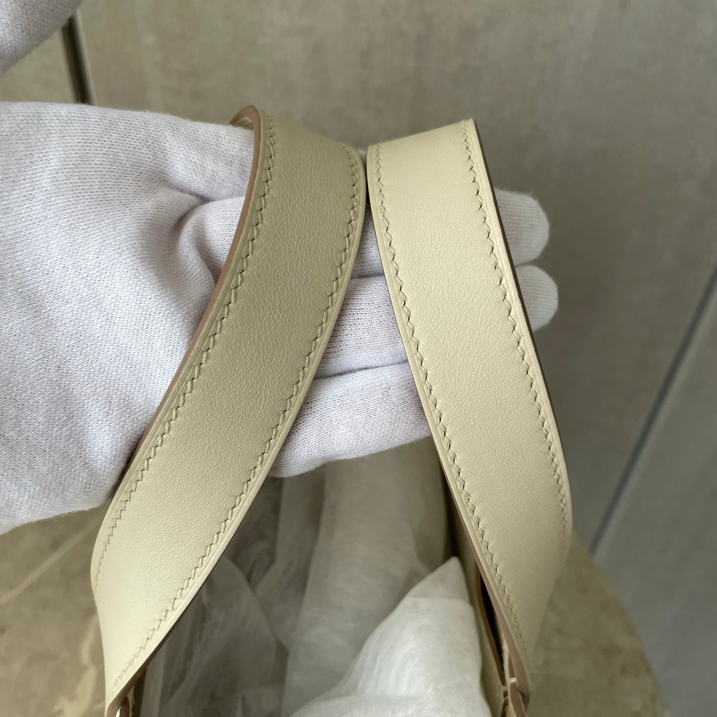 HERMES インザループMM べトン#2625