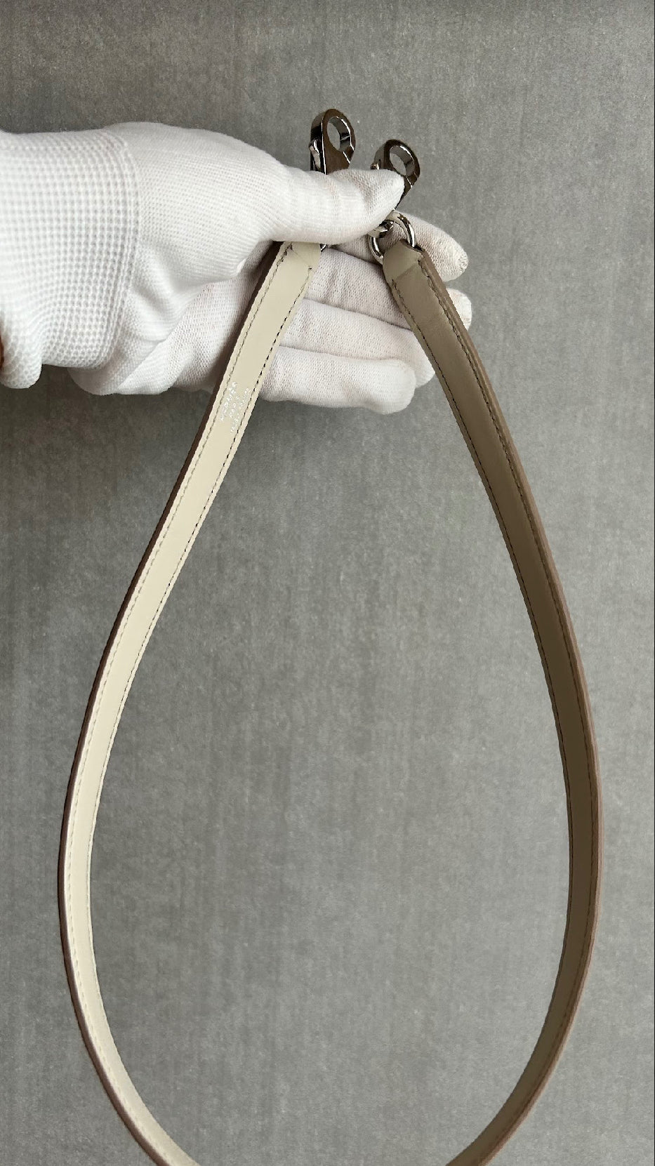 [HERMES] Kelly To Go Noir Gold Hardware