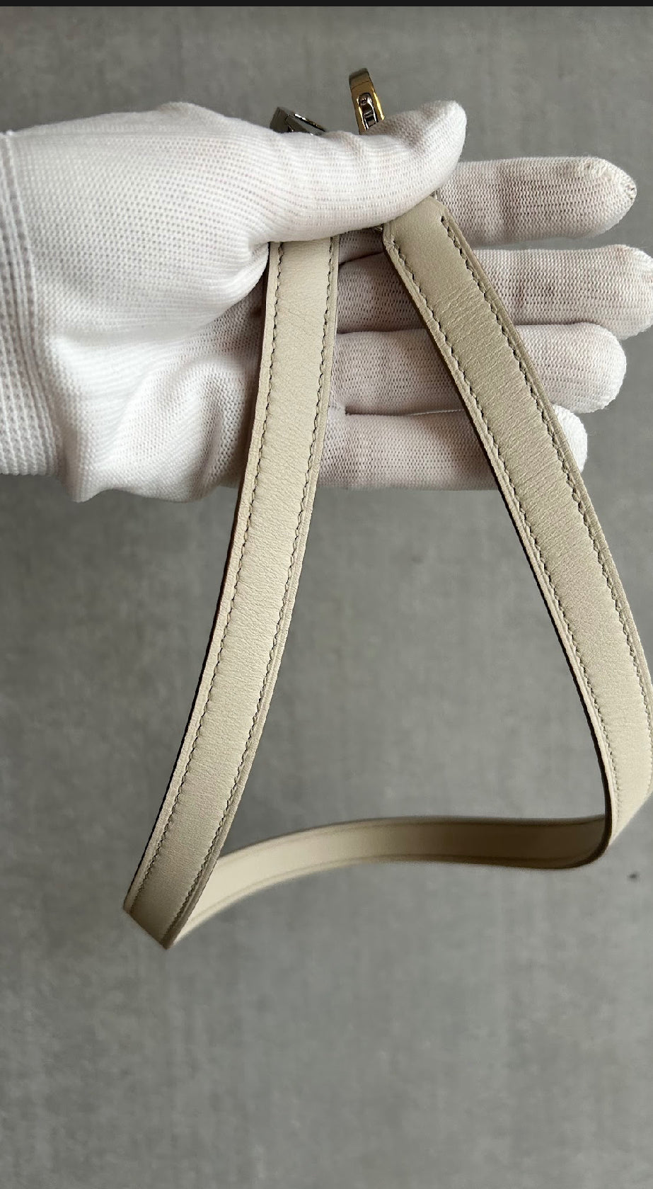 [HERMES] Kelly To Go Noir Gold Hardware