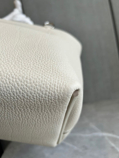 [HERMES] Kelly To Go Noir Gold Hardware