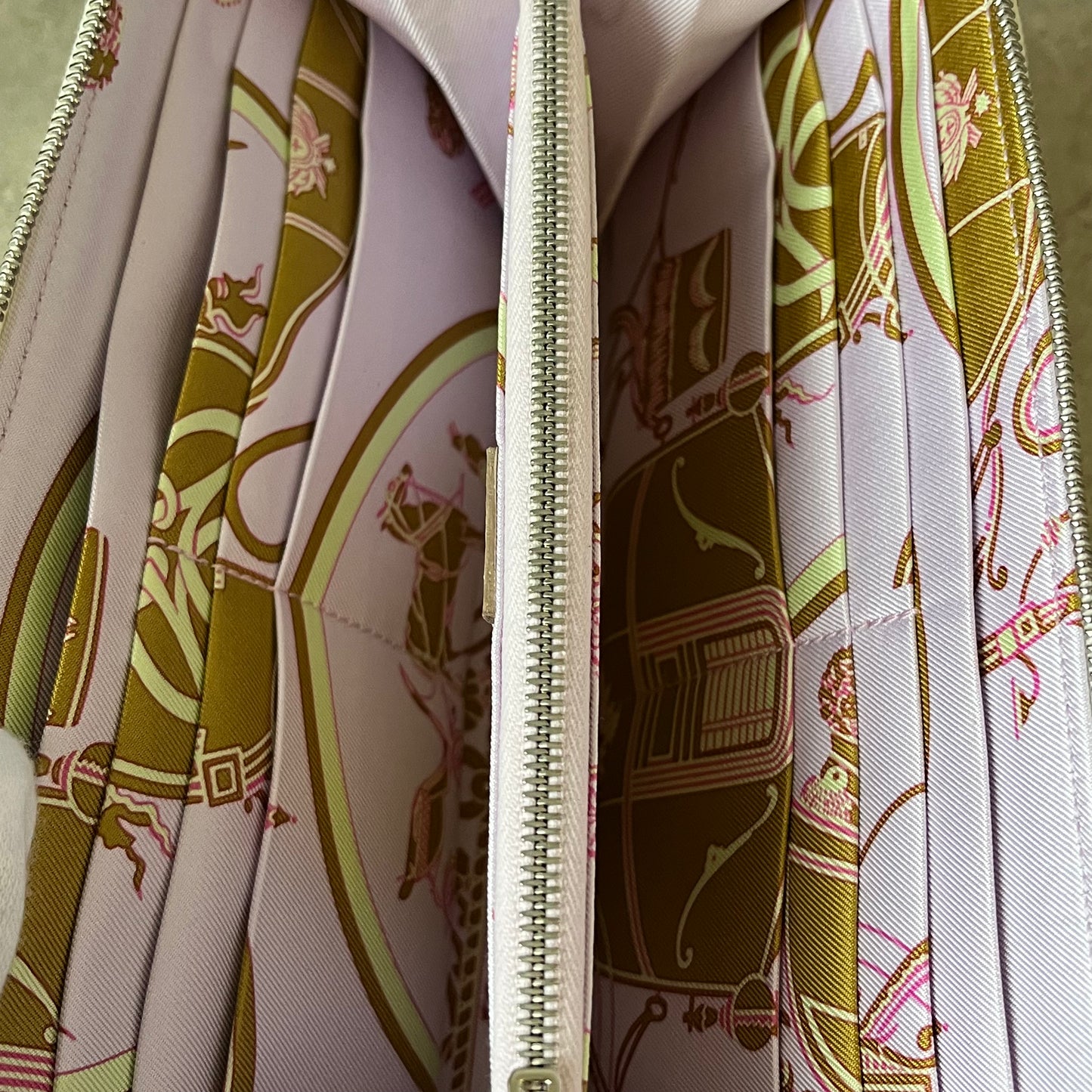 HERMES シルクインロング ナタ #2677