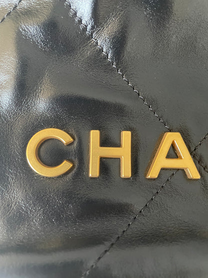 CHANEL CHANEL22 ミニ ノワール #2676