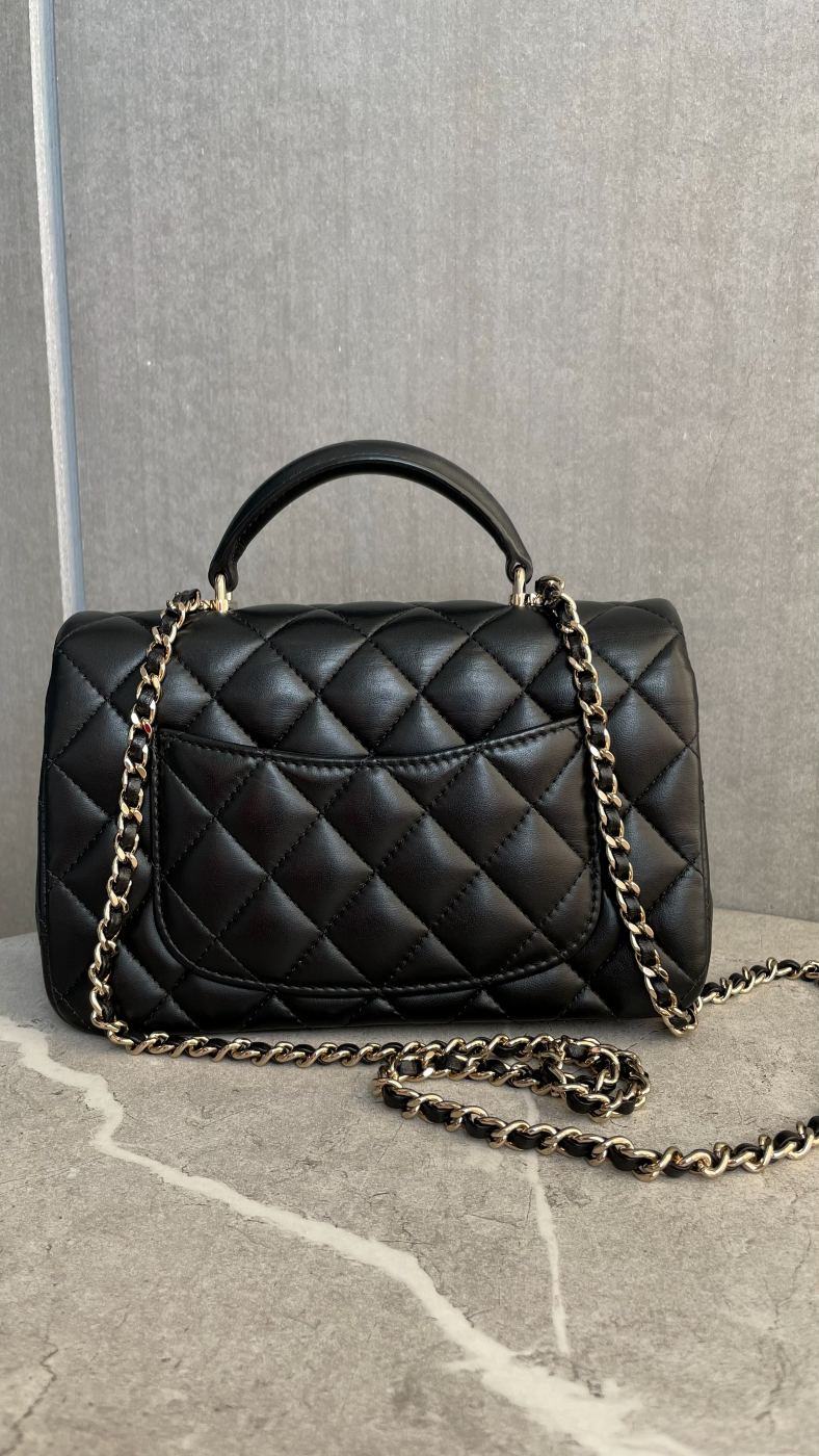 シャネル ミニマトラッセ トップハンドル 黒 ゴールド金具 #2053