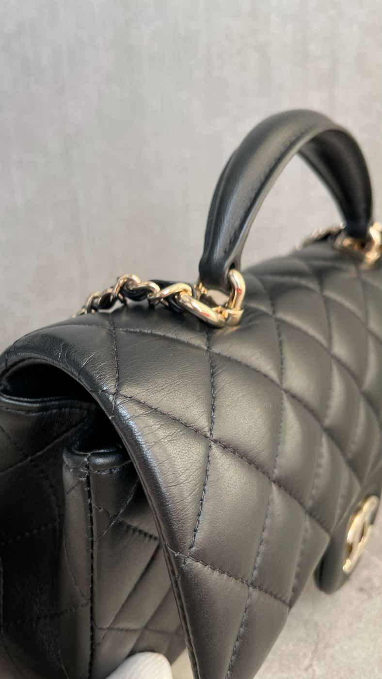 シャネル ミニマトラッセ トップハンドル 黒 ゴールド金具 #2053