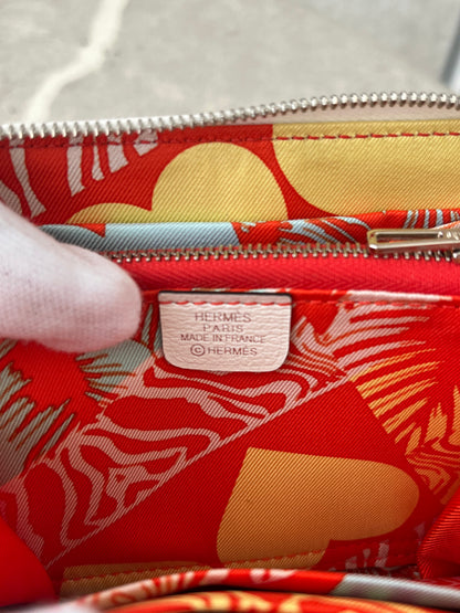HERMES シルクイン/コンパクト ニューホワイト  #2704
