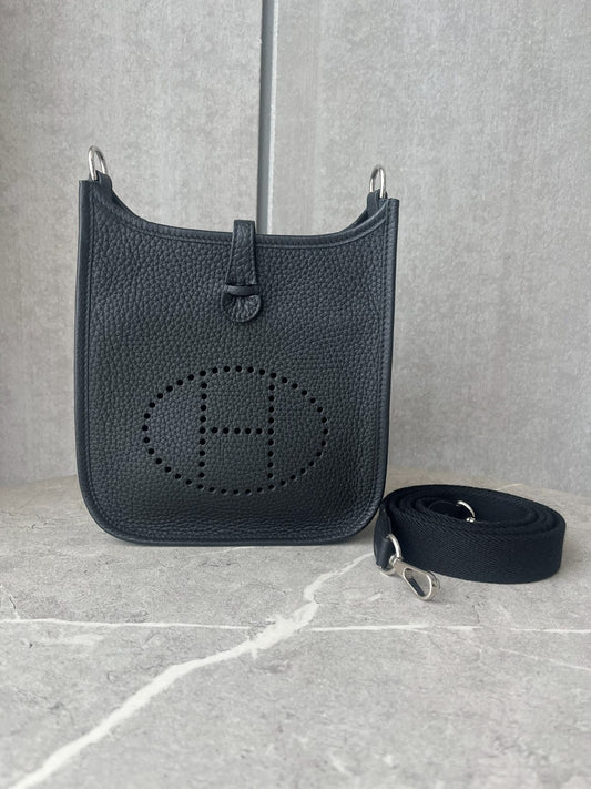 エルメス エヴリン TPM ノワール シルバー金具 #2727